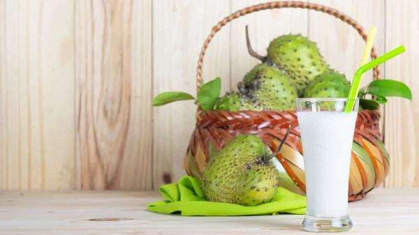 5 Manfaat Daun Sirsak Dan Buahnya Untuk Kesehatan 5 Manfaat Daun Sirsak Dan Buahnya Untuk Kesehatan