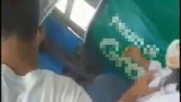 Viral Video Mesum ABG Berseragam Sekolah di Pantai Tegal, Digerebek Lalu Keduanya Diusir Warga