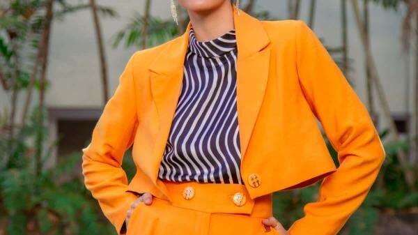 8 Cara Memakai Warna Orange Neon Yang Lebih Keren