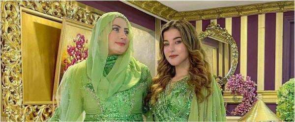 11 Detail potret kue ultah Tasya Farasya & Tasyi Athasyia ke-30, unik