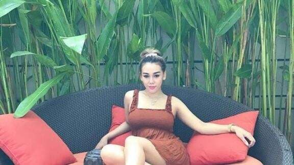 `Wik-wik Sama Genderuwo..` Bebby Fey Ngaku 6 Kali Disetubuhi Makhluk Halus, Bongkar Sensasi Bercinta Bikin Nagih: Percikan Airnya Itu..