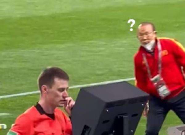 5 Teknologi Canggih yang Digunakan dalam Dunia Sepak Bola, Calon Kontroversi