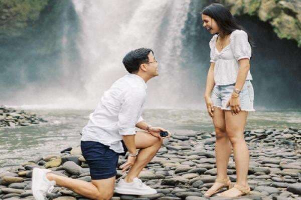 Jesse Choi Lamar Maudy Ayunda dengan Latar Air Terjun yang Indah, Banjir Komentar Netizen