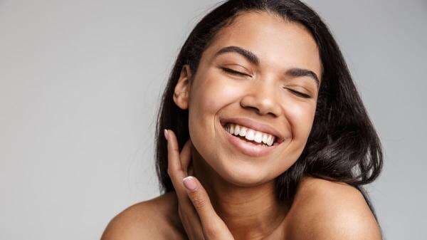 Retinol vs Acid: Mana yang Lebih Efektif untuk Anti-Aging?