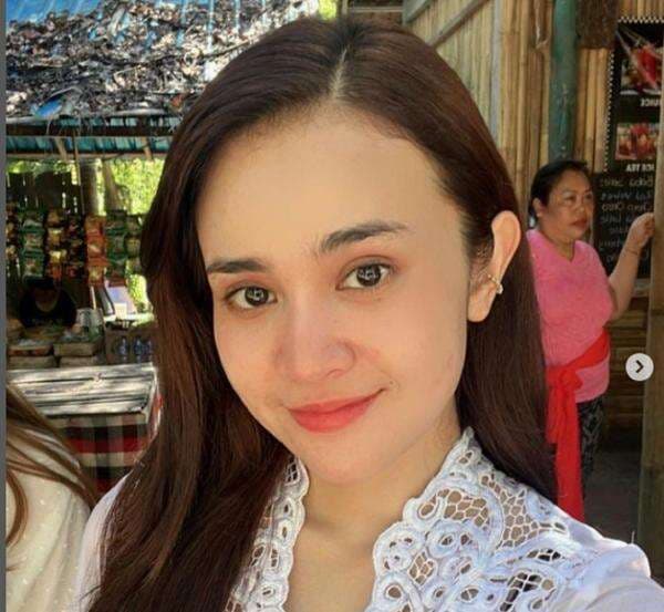 Bidadari Medan, Muda, Cantik, Artis dan Pengusaha