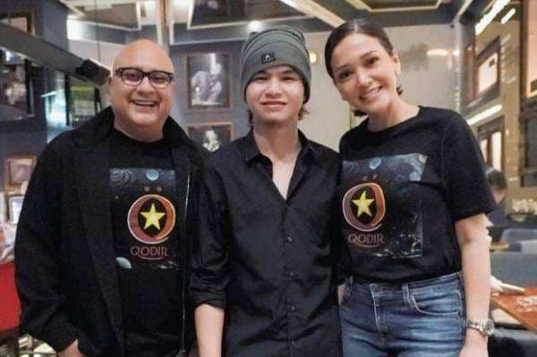 Cium Tangan Ibu Ahmad Dhani, Begini Kata Maia Estianty