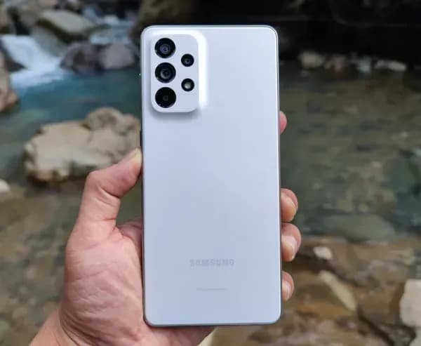 Pengalaman Bikin Konten Outdoor dengan Galaxy A73 5G di Curug Leuwi Hejo