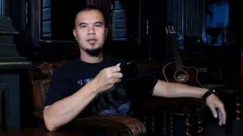 Ahmad Dhani Ultah Ke-50 Tahun, Ini Sosoknya di Mata Al, El, dan Dul