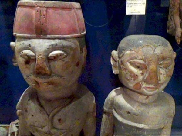 Begini Perjuangan Reno Halsamer Mendapatkan Topeng Langka dan Patung Keramat Suku Dayak!