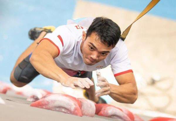 Atlet Panjat Tebing Indonesia Kiromal Katibin Kembali Pecahkan Rekor Dunia