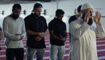 Tata Cara Sholat Ghaib Lengkap Bacaan Doanya, Yuk Disimak!