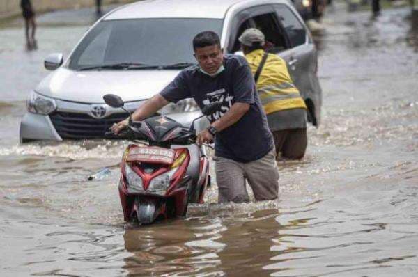 Sepeda Motor Anda Terdampak Banjir Rob? Ini 6 Langkah yang Harus Dilakukan