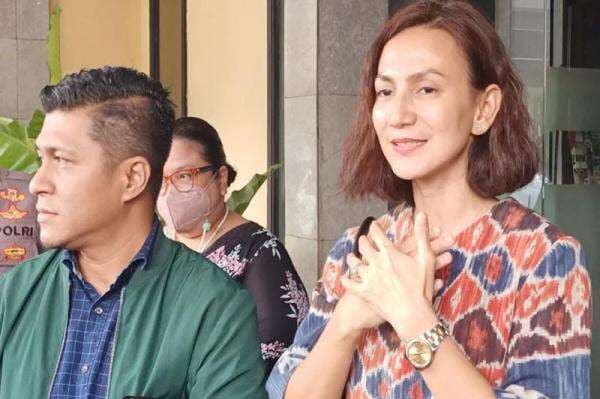 Mantan Suami Sebut Anak Takut dengan sang Bunda, Begini Tanggapan Pihak Wanda Hamidah