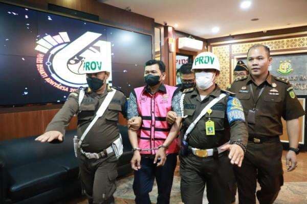 Kasus Penyelewengan Izin Impor Baja Manajer Meraseti Logistik Palsukan Surat Kemendag