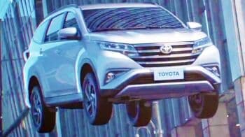 Toyota Rush Modifikasi Elegan Menonjol di Bagian Kaki-Kaki dan Interior