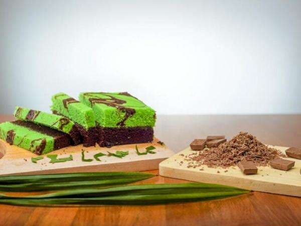 Kisah Ibu Rumah Tangga Merintis Bisnis Kue hingga Sukses, Awalnya Cuma Usaha Rumahan