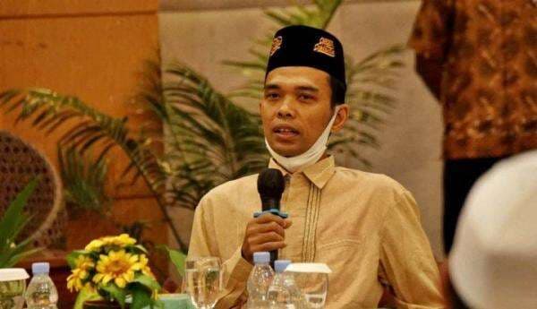 Larang Jemaah Sebut Minggu, UAS Diskakmat Mbah Google: Kalau Gitu Pakai Saja Unta ke Mana-mana