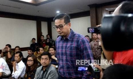 Polri tak Pecat AKBP Brotoseno, Komisi III: Baik untuk Polisi, Bajingan untuk Bangsa