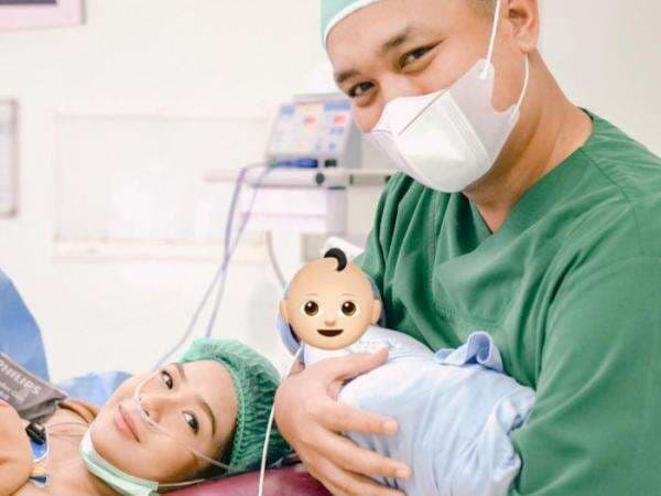 Diberi Nama Gin Dirga, Ini Makna Nama Anak Pertama Gilang Dirga dan Adiezty Fersa