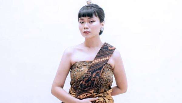 Mengenal Hamida Madu Kinanti, Penyanyi yang Hits lewat Soundtrack Film KKN di Desa Penari