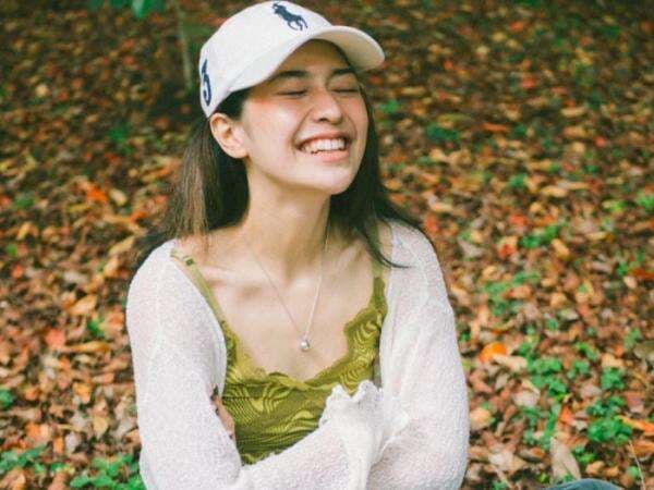 Cantik Muda Berprestasi, Yuk Intip Profil Sharon Sitania! Cantik Muda Berprestasi, Yuk Intip Profil Sharon Sitania!