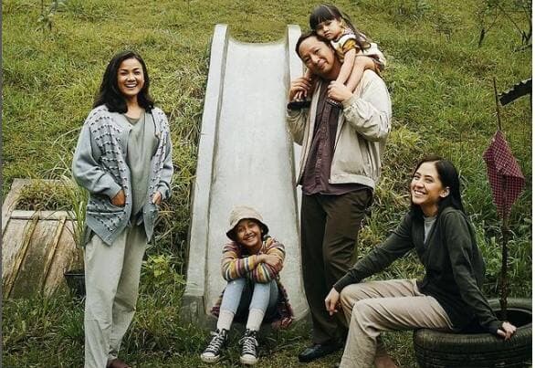 Ini 7 Alasan Wajib Nonton Film Keluarga Cemara 2, Salah Satunya Nostalgia Masa Kecil Ini 7 Alasan Wajib Nonton Film Keluarga Cemara 2, Salah Satunya Nostalgia Masa Kecil