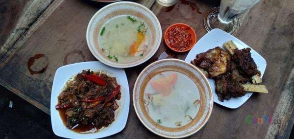 Empuknya Iga Bakar Pak Wid, Kuliner Legendaris Asal Boyolali