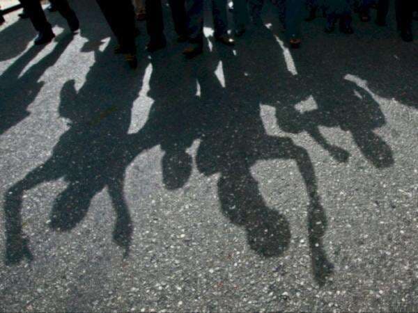 Viral, Pria Ngajak Duel di Media Sosial, Pas Disamperin Nggak Berkutik! Kena Keroyok