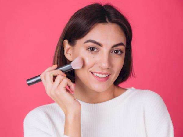 Ternyata Mudah, Inilah 3 Cara Menggunakan Liptint Sebagai Blush On!