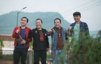 Lirik Lagu Dan Chord Gitar Harga Diriku - Wali