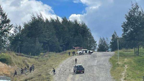 Tukang Ojek Dianiaya OTK di Ilaga Papua, Tubuh Penuh Luka Bacokan dan Kedua Tangan Hancur