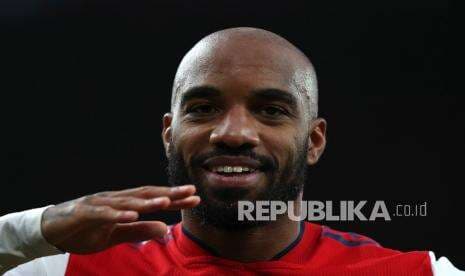 Tenggelam di Arsenal, Alexandre Lacazette Resmi Kembali ke Lyon