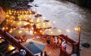 8 Cafe Alam di Tasikmalaya, Nikmati Hidangan Lezat Sambil Healing Cihuy Banget! 8 Cafe Alam di Tasikmalaya, Nikmati Hidangan Lezat Sambil Healing Cihuy Banget!