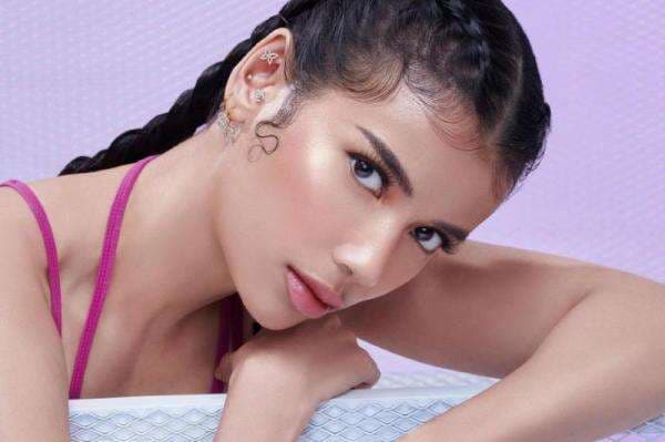 Sabrina Chairunnisa Tebar Kebahagiaan, Ungkap Arti Souvenir untuk Tamu Undangan