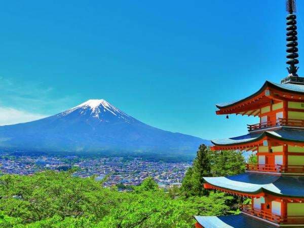 Mau Menikmati Musim Panas di Negeri Sakura? Ini Rekomendasi Sunscreen Jepang yang Wajib Kamu Bawa!