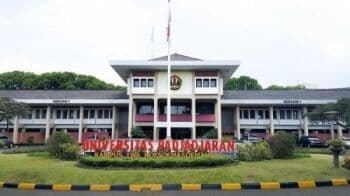 Unpad Hadirkan Program Kelas Internasional untuk Mahasiswa Baru Unpad Hadirkan Program Kelas Internasional untuk Mahasiswa Baru