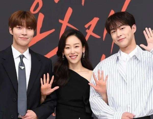 10 Rekomendasi Drama Korea sebelum Tidur, Wajib Ditonton!