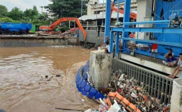 Mengenal Pintu Air Manggarai dengan Biaya 500 Gulden, Bangunan Belanda yang Digunakan hingga Kini