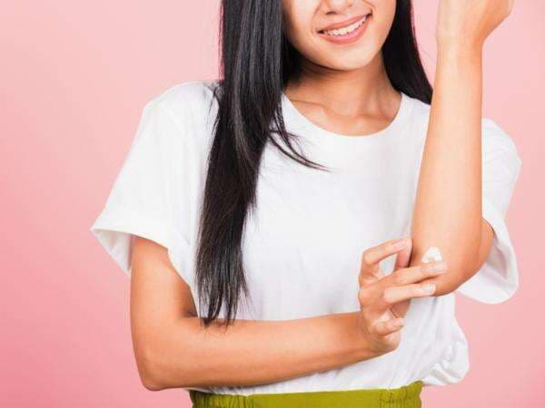 5 Body Serum Pilihan dengan Klaim Mencerahkan hingga Menjaga Keremajaan Kulit