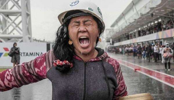 Fadli Zon Nyindir Rara Pawang Hujan Pegang Remote Control Langit