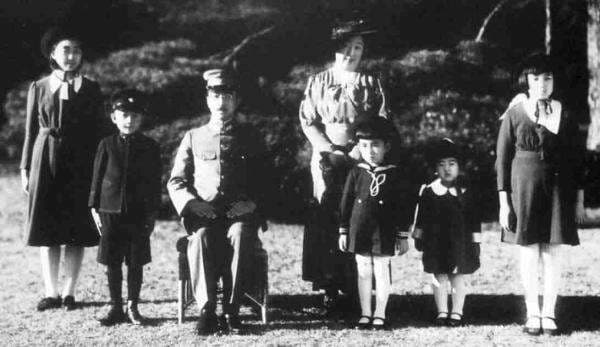 Three Kingdom: Mengapa Hanya Jepang yang Masih Monarki?