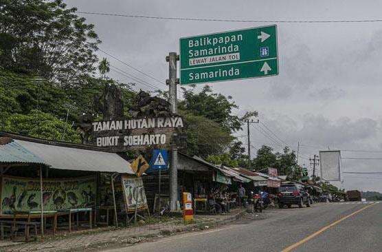 Kendaraan Alat Berat Dilarang Melintas di Jalan Samarinda-Balikpapan Minggu Ini, Cek Penyebabnya Kendaraan Alat Berat Dilarang Melintas di Jalan Samarinda-Balikpapan Minggu Ini, Cek Penyebabnya