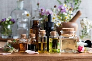Mengenal Beberapa Jenis Essential Oil dan Manfaatnya untuk Kesehatan Tubuh
