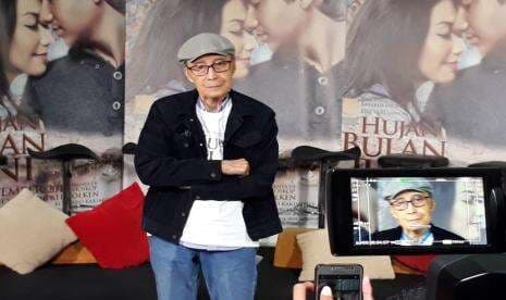 Puisi Hujan di Bulan Juni Karya Sapardi Djoko Damono