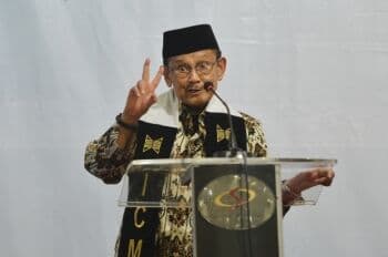 4 Menteri Paling Lama di Era Soeharto, BJ Habibie 20 Tahun!