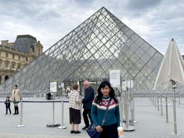 Melihat Lukisan Mona Lisa Asli Sebelum Dilempari Kue, Ternyata Ada di Museum Ini!