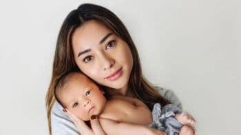 Nikita Willy Alami Depresi Pasca Melahirkan, Apa Bedanya dengan Baby Blues?