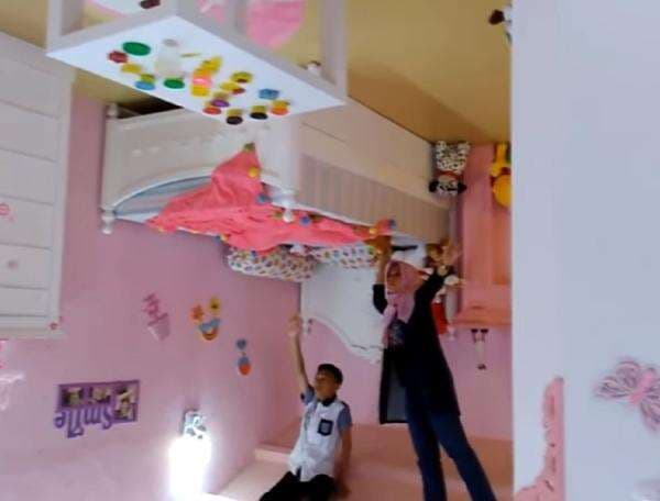 Healing Seru di Upside Down World Medan