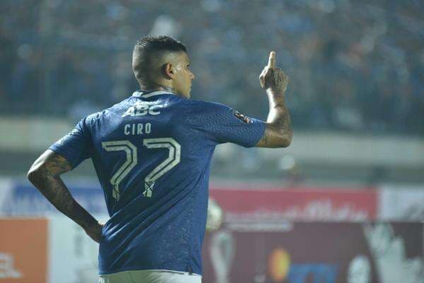 Ciro Alves Cedera, Absen Saat Persib vs Persebaya?