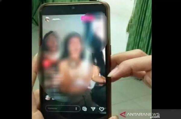 Bali Viral! Geger Video Bule Wikwik di Pantai Pererenan Mengwi